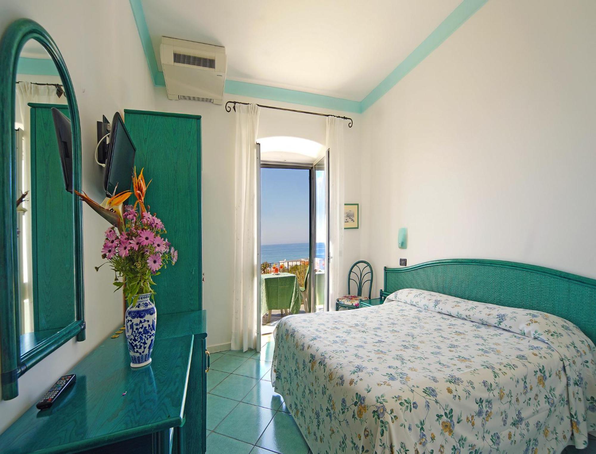 Hotel Casa Del Sole Форио Экстерьер фото
